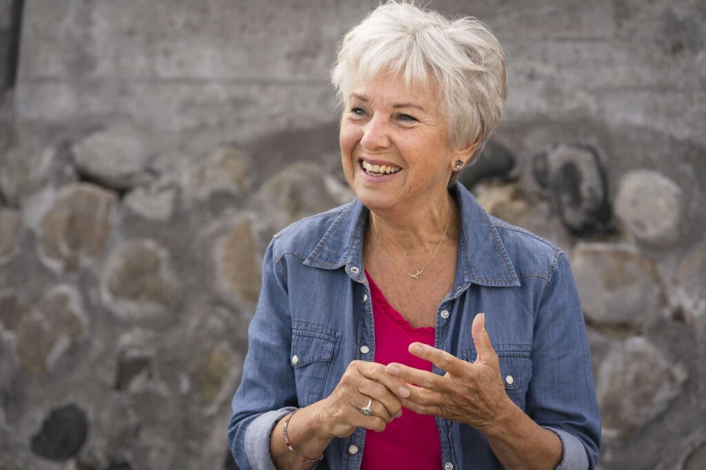 Spirituel psykoterapeut Anne Jørgensen fortæller om hjertets spejl og hvordan hun arbejder med dig.