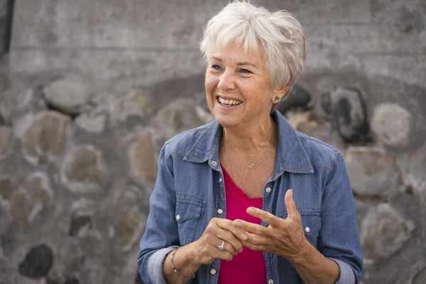 Spirituel psykoterapeut Anne Jørgensen fortæller om hjertets spejl og hvordan hun arbejder med dig.